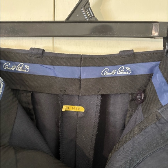 Arnold Palmer Men's Navy Golf Shorts - Picture 2 of 3